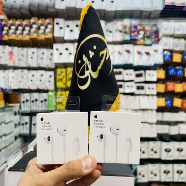 هندزفری آیفون 13